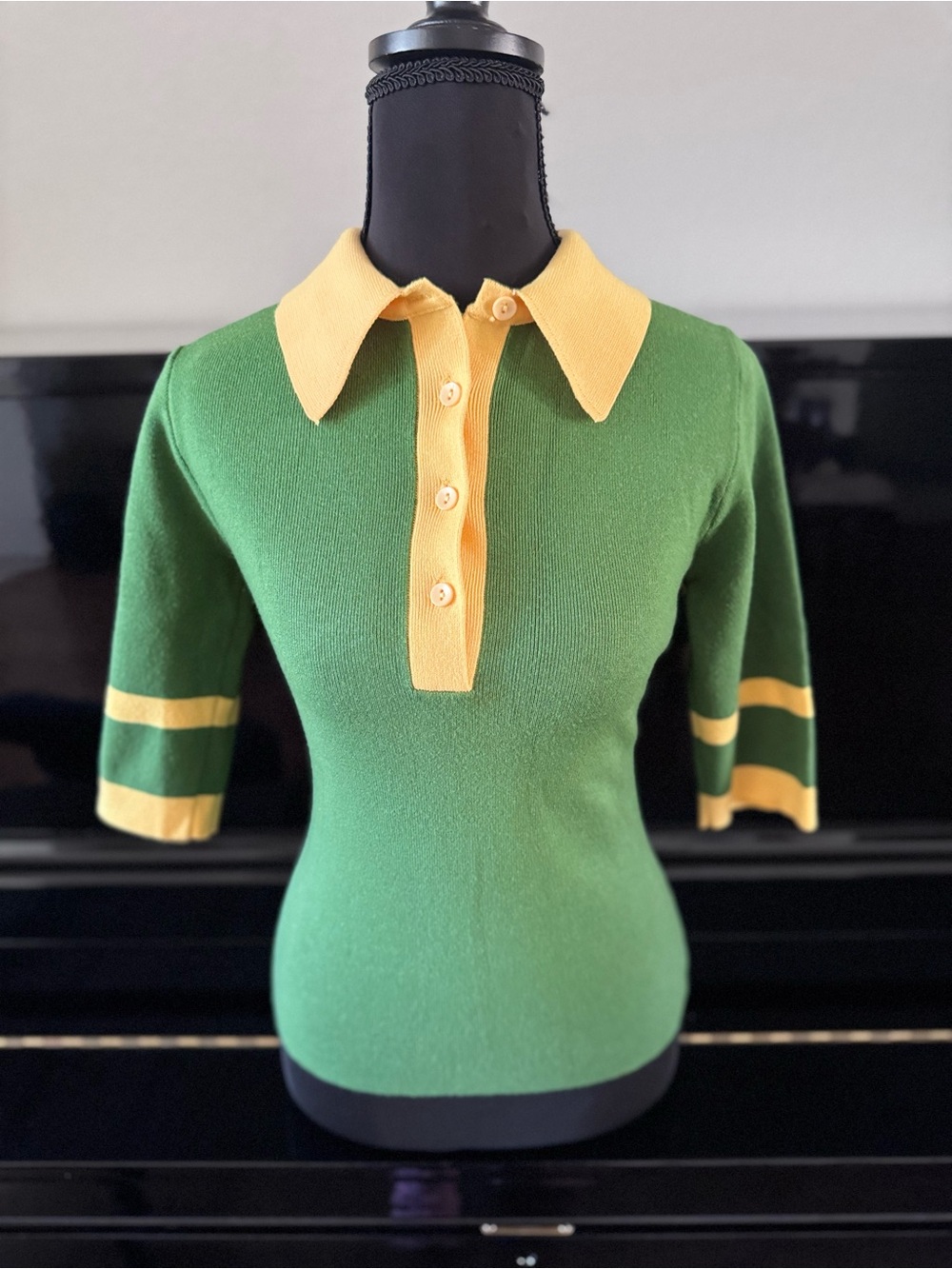 STYLEWE Green Sweater with Yellow Polo Collar
